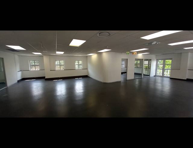 419M² OFFICE TO LET IN BRYANSTON